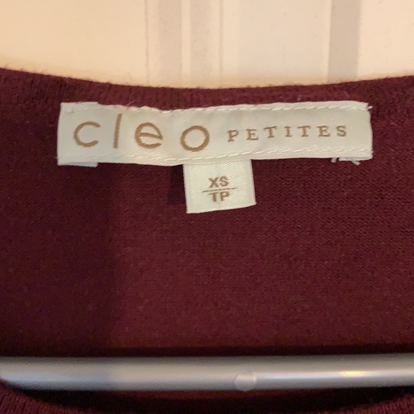 Burgundy long sleeve sweater with sheer underline - Picture 2 of 2